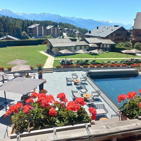Apartment 24 Hotel Etrier Pool & Spa Κρανς Μοντάνα Εξωτερικό φωτογραφία