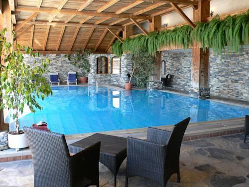 Apartment 24 Hotel Etrier Pool & Spa Κρανς Μοντάνα Εξωτερικό φωτογραφία